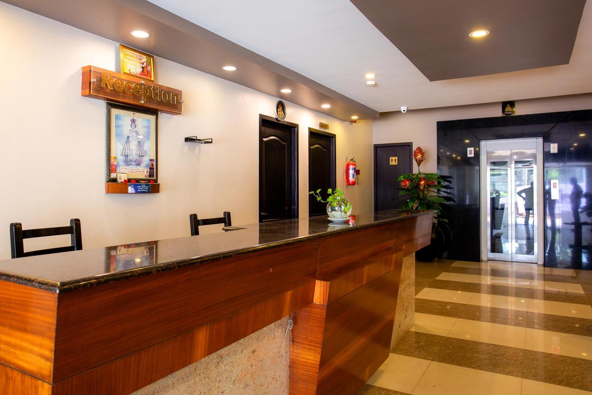 Philomena Hotel & Apartment Thanjavur Extérieur photo