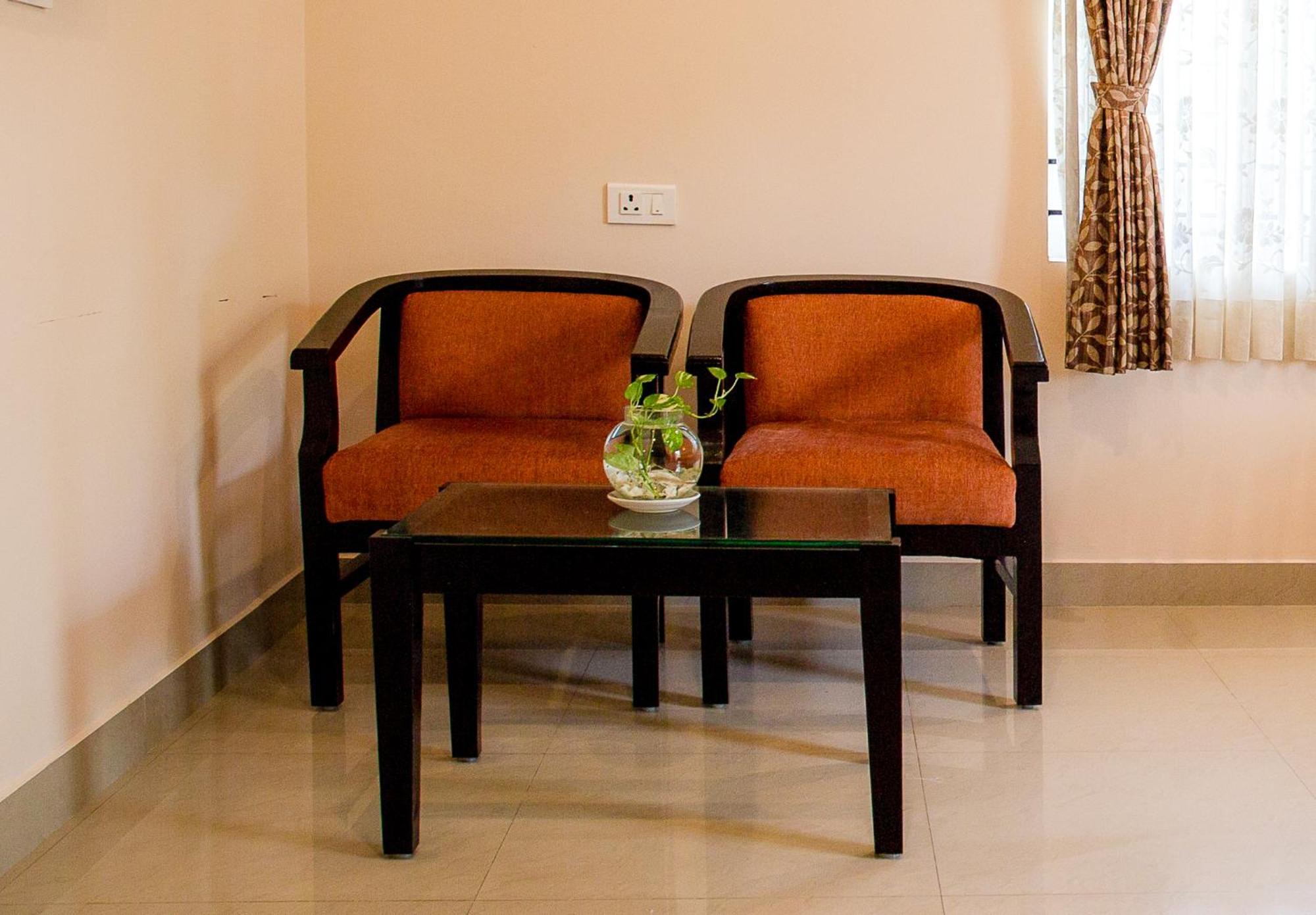 Philomena Hotel & Apartment Thanjavur Extérieur photo